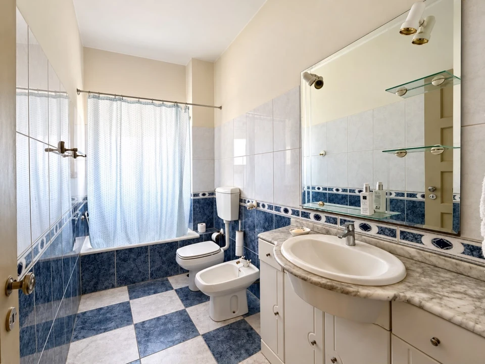 Apartamento T3 para Venda em Alvalade Foto 15