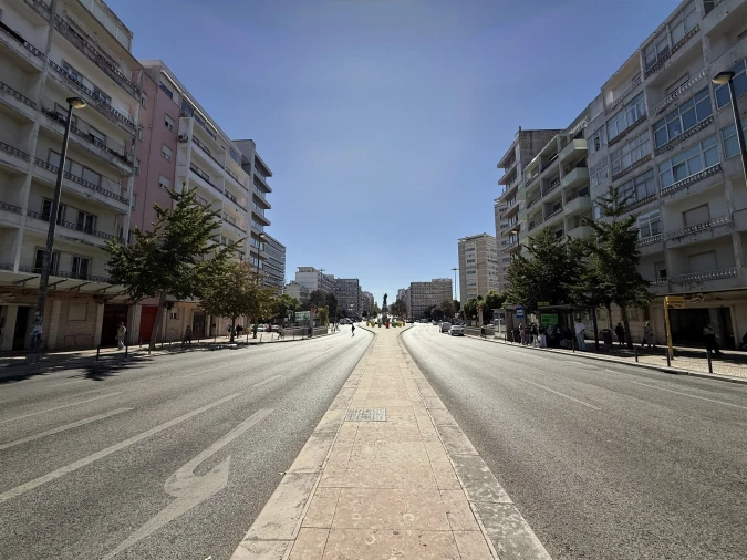 Apartamento T3 para Venda em Alvalade Foto 23