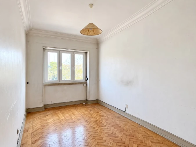 Apartamento T3 para Venda em Alvalade Foto 13
