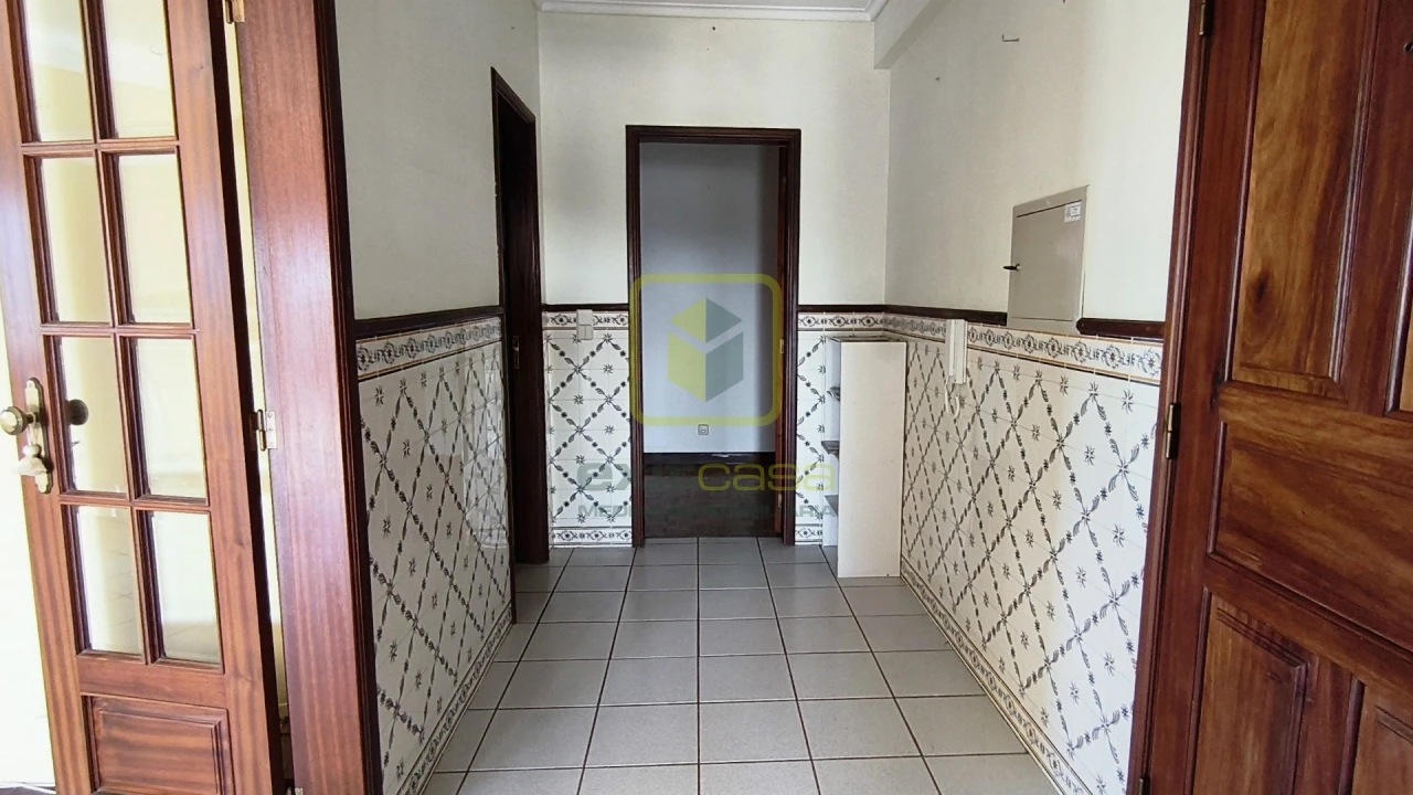Apartamento T3 para Arrendamento em Esgueira Foto 6