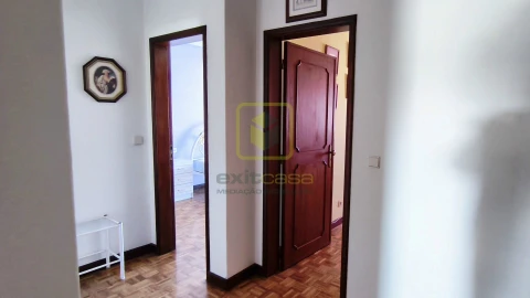 Apartamento T3 para Arrendamento em Esgueira