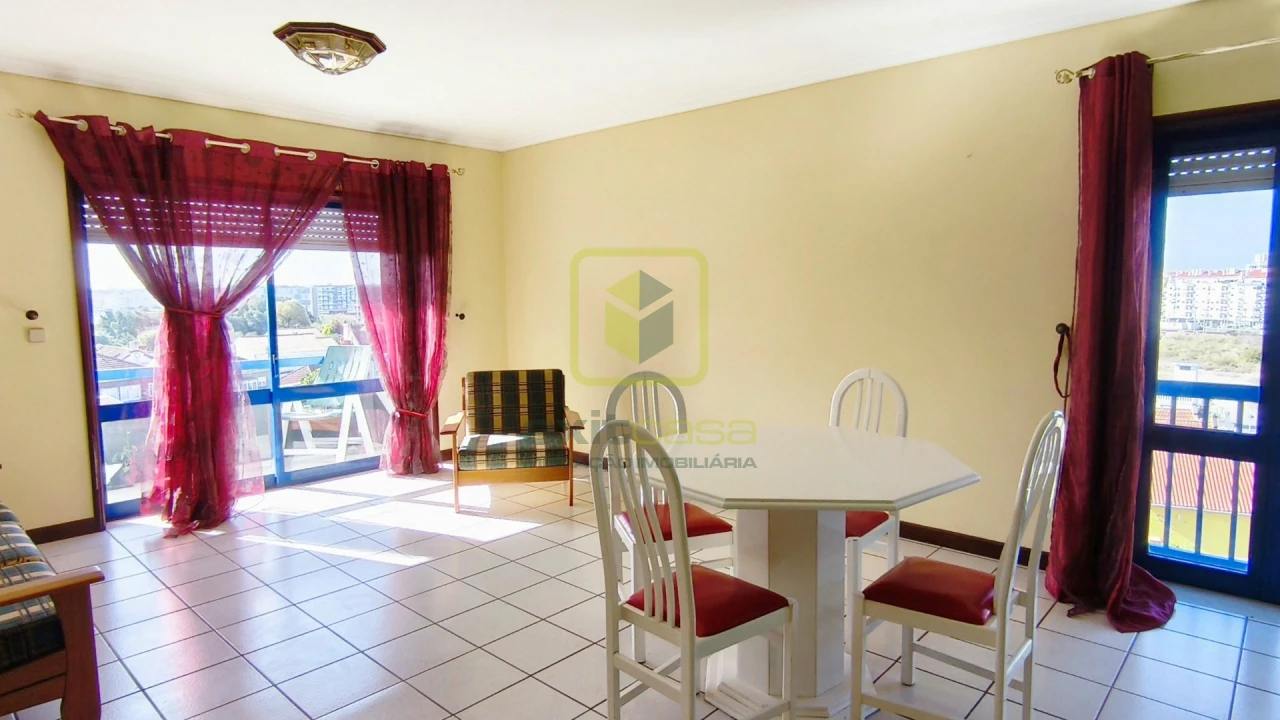 Apartamento T3 para Arrendamento em Esgueira Foto 1