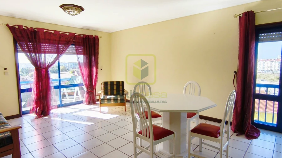 Apartamento T3 para Arrendamento em Esgueira