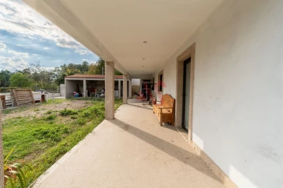 Moradia T3 para Venda em Airães