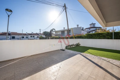 Moradia T4 para Venda em Azurem