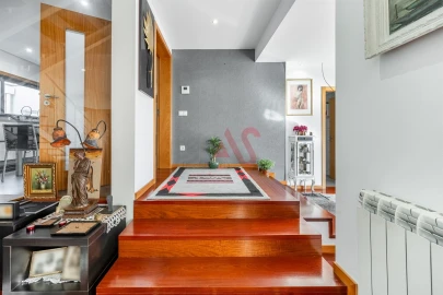 Moradia T4 para Venda em Azurem