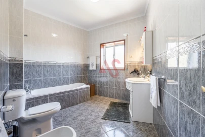 Moradia T3 para Venda em Aveleda