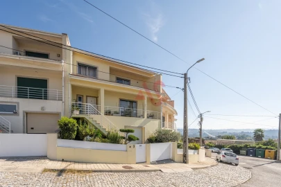 Moradia T3 para Venda em Aveleda