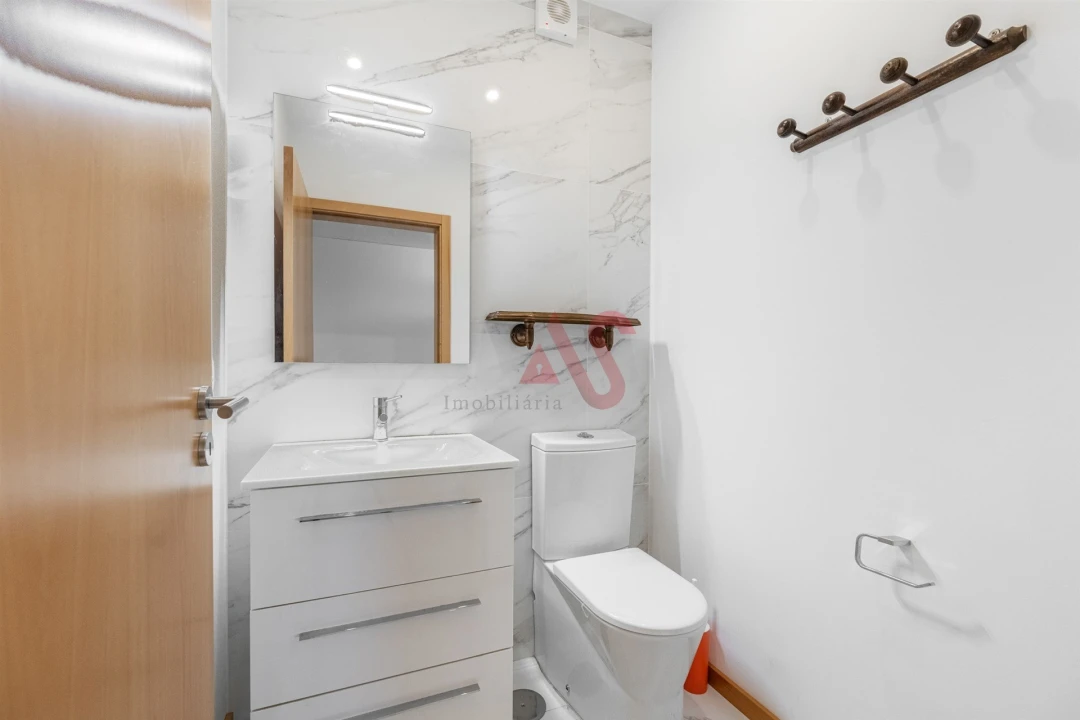 Moradia T3 para Venda em Silvares, Pias, Nogueira e Alvarenga Foto 11