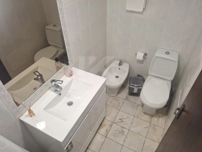 Apartamento T2 para Arrendamento em Funchal (Se) Foto 28