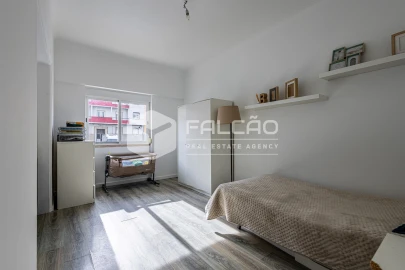 Apartamento T2 para Venda em Marvila, Ribeira Santarém, São Salvador, São Nicolau