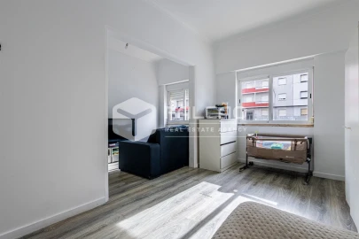 Apartamento T2 para Venda em Marvila, Ribeira Santarém, São Salvador, São Nicolau
