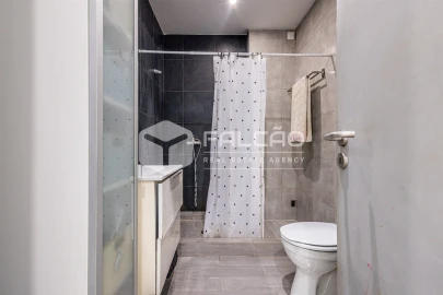 Apartamento T2 para Venda em Marvila, Ribeira Santarém, São Salvador, São Nicolau
