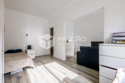Apartamento T2 para Venda em Marvila, Ribeira Santarém, São Salvador, São Nicolau