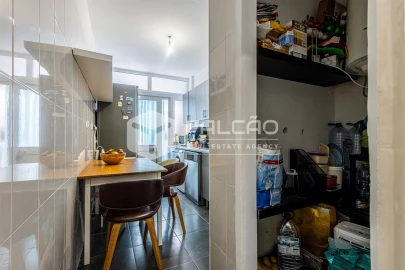 Apartamento T2 para Venda em Marvila, Ribeira Santarém, São Salvador, São Nicolau