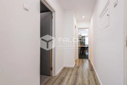 Apartamento T2 para Venda em Marvila, Ribeira Santarém, São Salvador, São Nicolau
