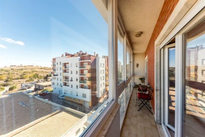 Apartamento T2 para Venda em Queluz e Belas