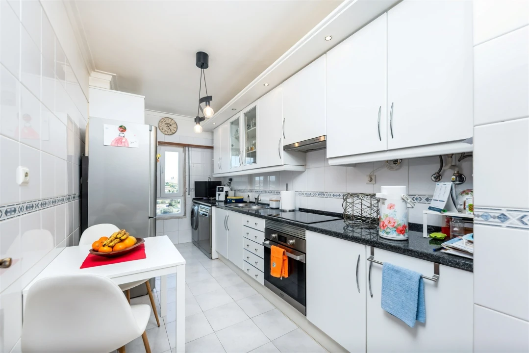 Apartamento T2 para Venda em Queluz e Belas Foto 10