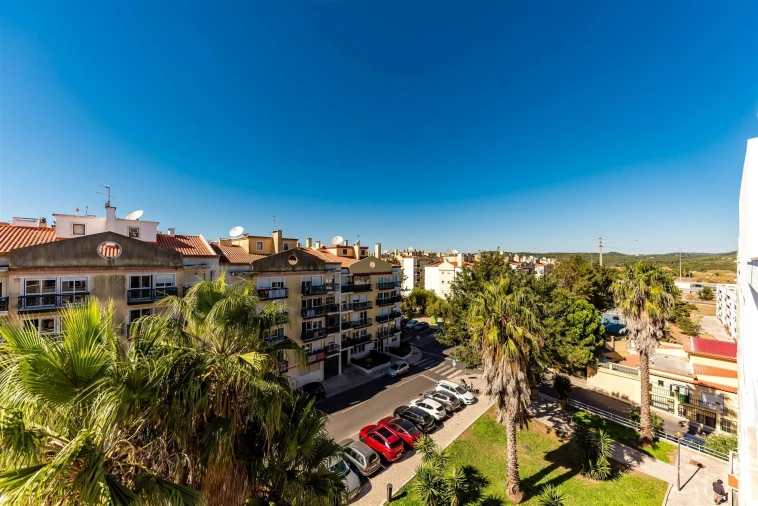 Apartamento T2 para Venda em Queluz e Belas Foto 23