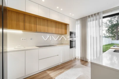Moradia T3 para Venda em Soutelo