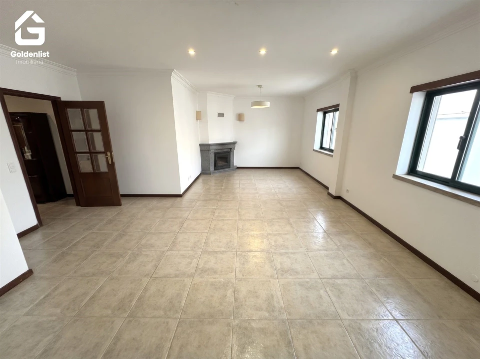 Apartamento T2 para Arrendamento em Castelo Branco Foto 1