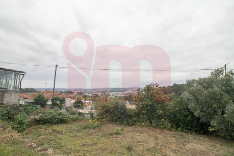 Terreno para Venda em Roriz Foto 9