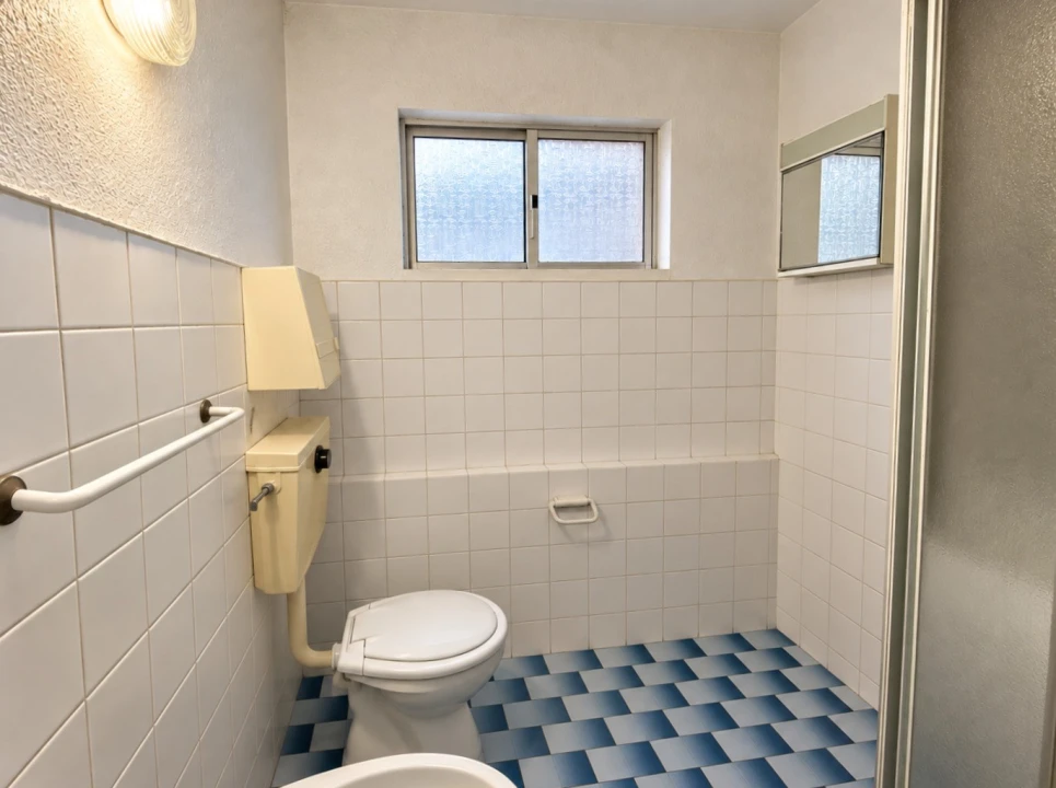 Moradia T4 para Venda em Orgens Foto 11