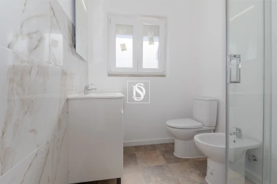 Apartamento T2 para Arrendamento em Barreiro e Lavradio