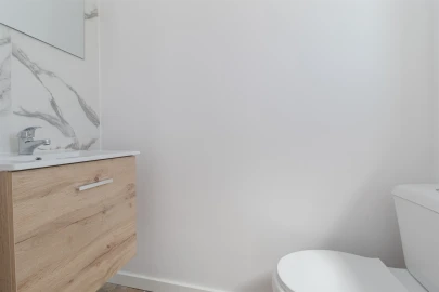 Apartamento T2 para Arrendamento em Barreiro e Lavradio