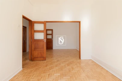 Apartamento T2 para Arrendamento em Barreiro e Lavradio