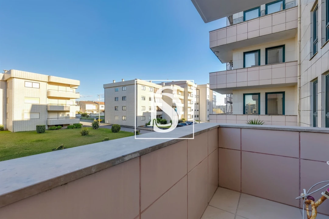 Apartamento T3 para Venda em Mindelo Foto 33
