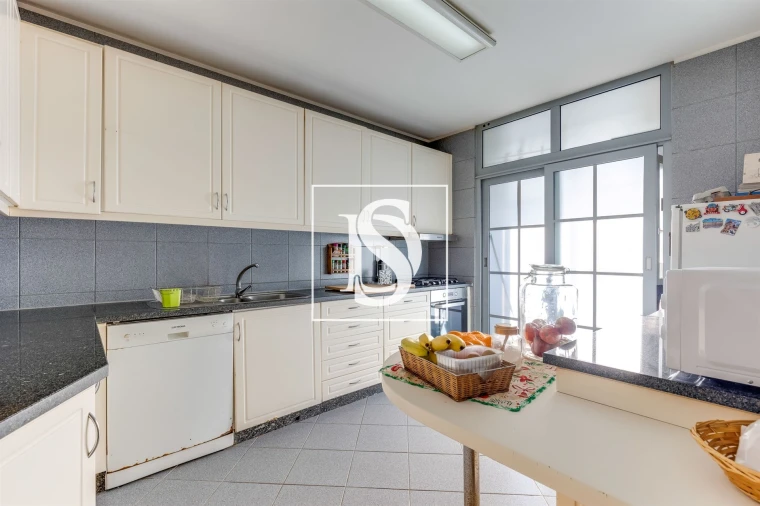 Apartamento T3 para Venda em Mindelo Foto 20