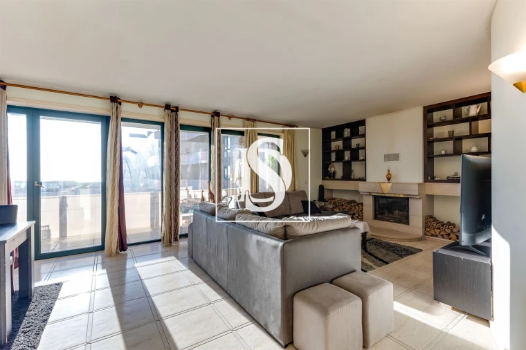 Apartamento T3 para Venda em Mindelo Foto 13