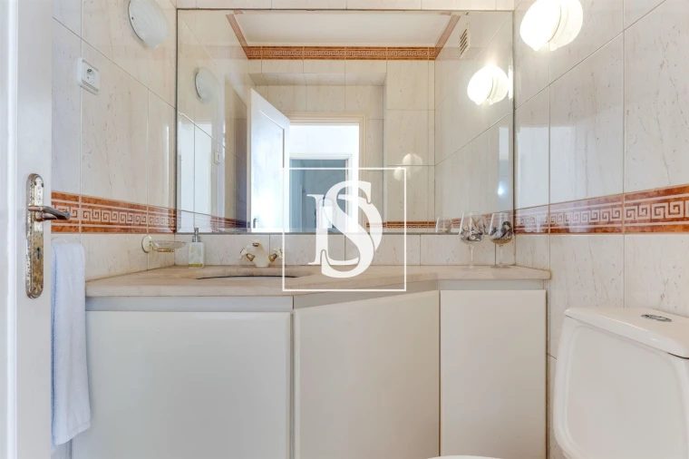 Apartamento T3 para Venda em Mindelo Foto 15