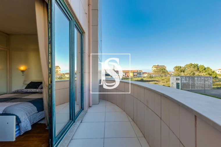 Apartamento T3 para Venda em Mindelo Foto 24