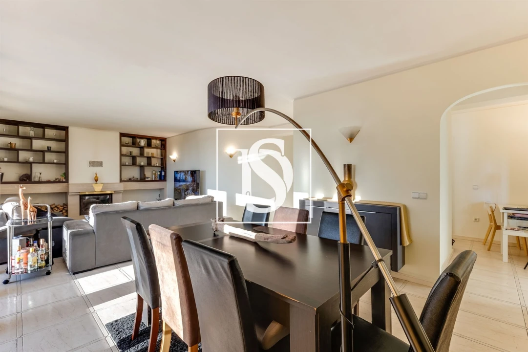 Apartamento T3 para Venda em Mindelo Foto 9