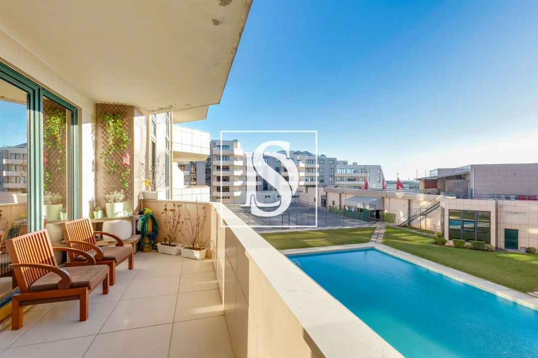 Apartamento T3 para Venda em Mindelo Foto 1