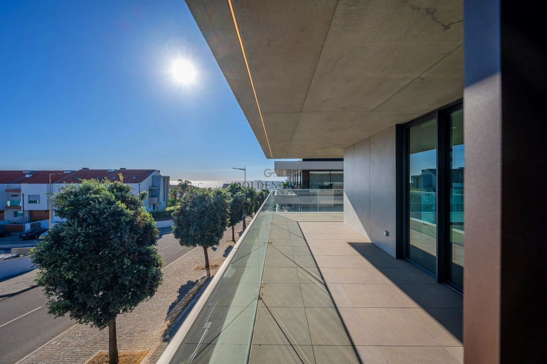 Apartamento T4 para Venda em Canidelo Foto 1