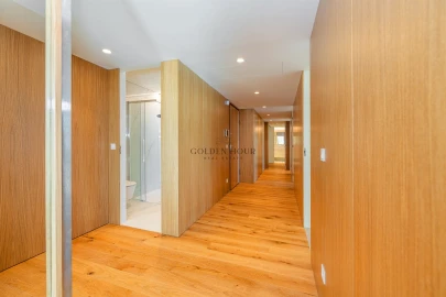 Apartamento T4 para Venda em Canidelo