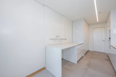 Apartamento T4 para Venda em Canidelo