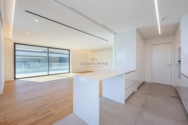 Apartamento T4 para Venda em Canidelo Foto 3