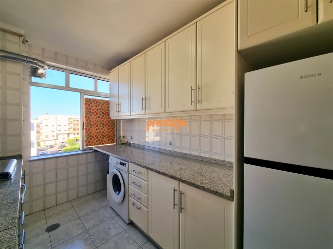 Apartamento T1 para Arrendamento em Braga (Maximinos, Sé e Cividade) Foto 6