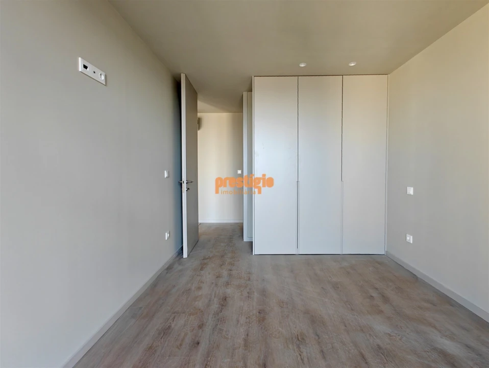Apartamento T1 para Venda em Real, Dume e Semelhe Foto 8