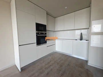 Apartamento T1 para Venda em Real, Dume e Semelhe