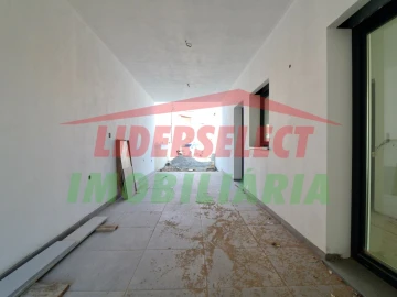 Moradia T4 para Venda em Silveira