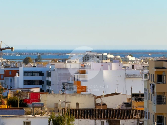 Apartamento T2 para Venda em Quelfes Foto 30