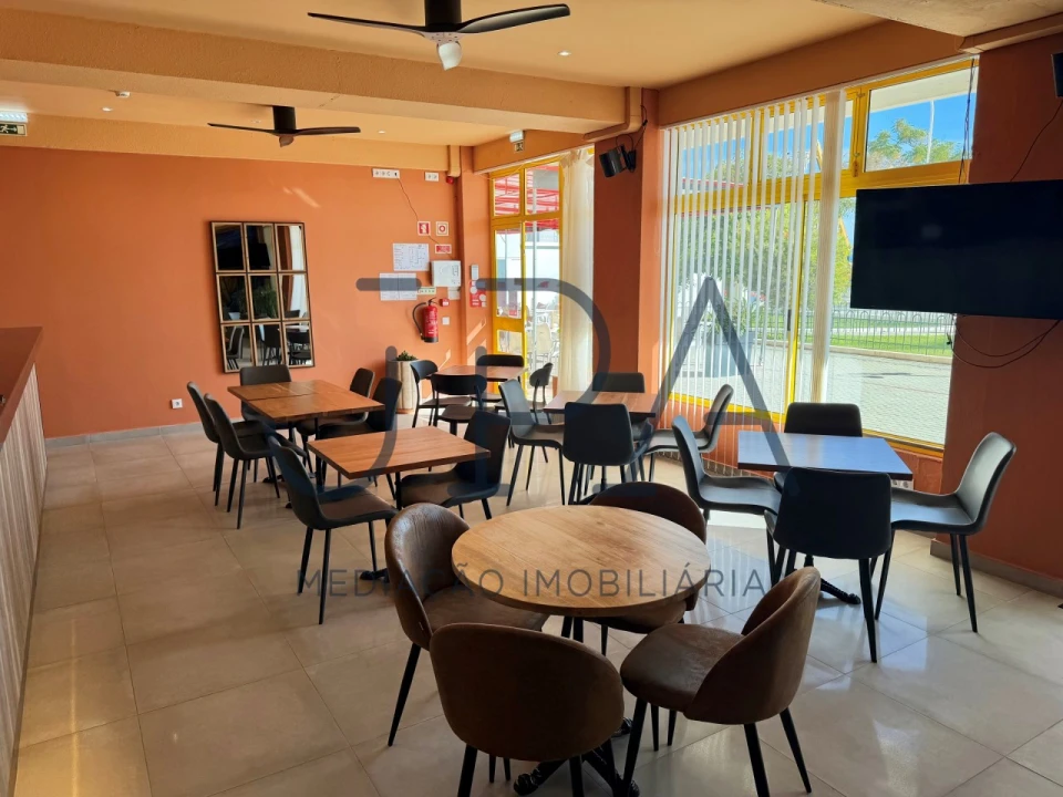 Negócio para Venda em Monte Gordo Foto 2