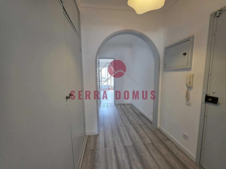 Apartamento T2 para Venda em Algueirão-Mem Martins Foto 10