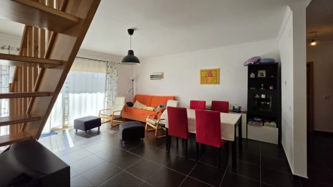 Apartamento T3 para Venda em Atouguia da Baleia
