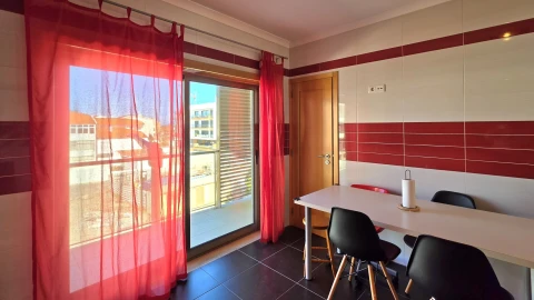 Apartamento T3 para Venda em Atouguia da Baleia